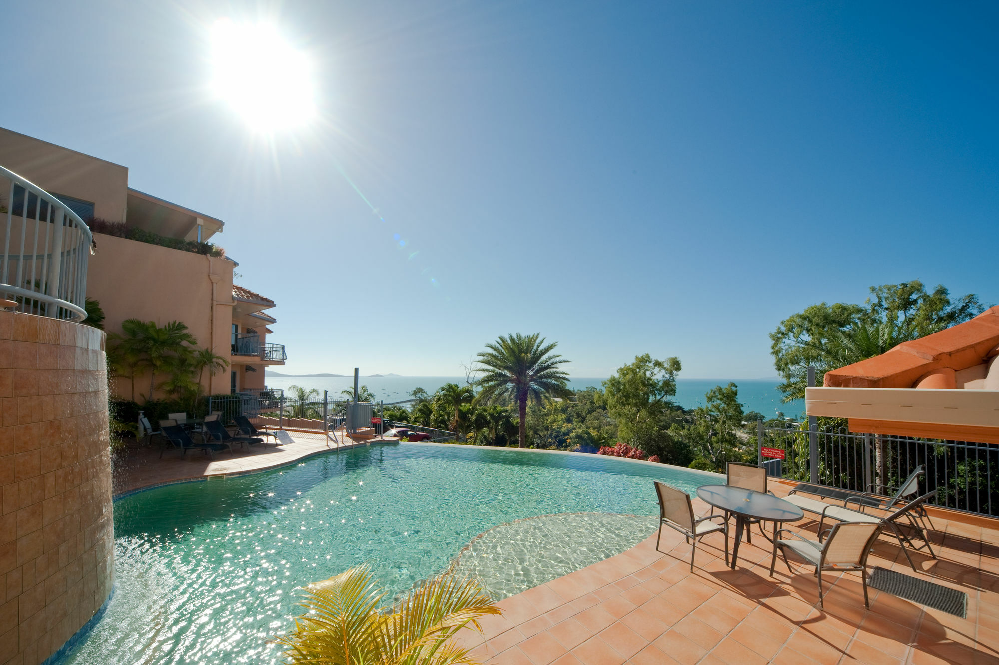 Sea Star Apartments Airlie Beach Ngoại thất bức ảnh